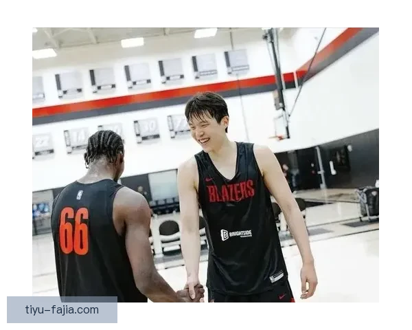 杨瀚森最爱中国足球队始终支持